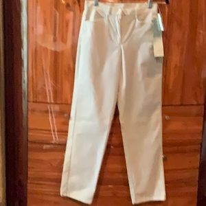 PETITE SOPHISTICATE. STRETCH